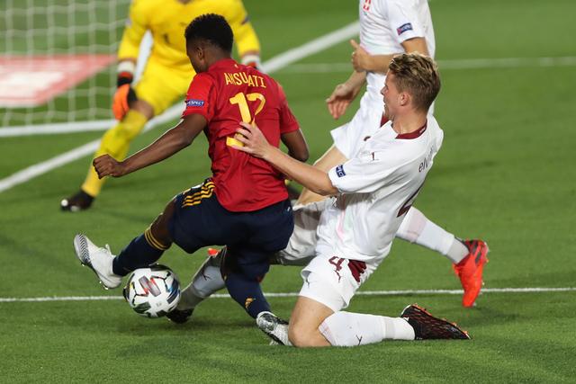 张镇麟20分辽宁不敌新疆 吴前16分浙江胜青岛